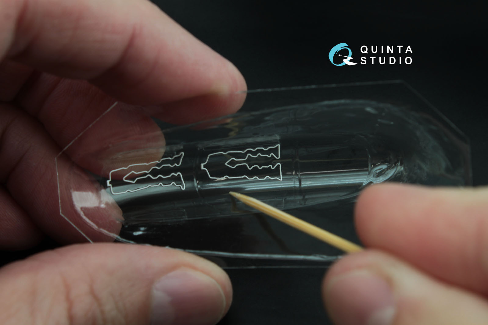 QC72007 1:72 Набор остекления для  модели Як-130 с дет.шнуром (для модели  фирмы Звезда)