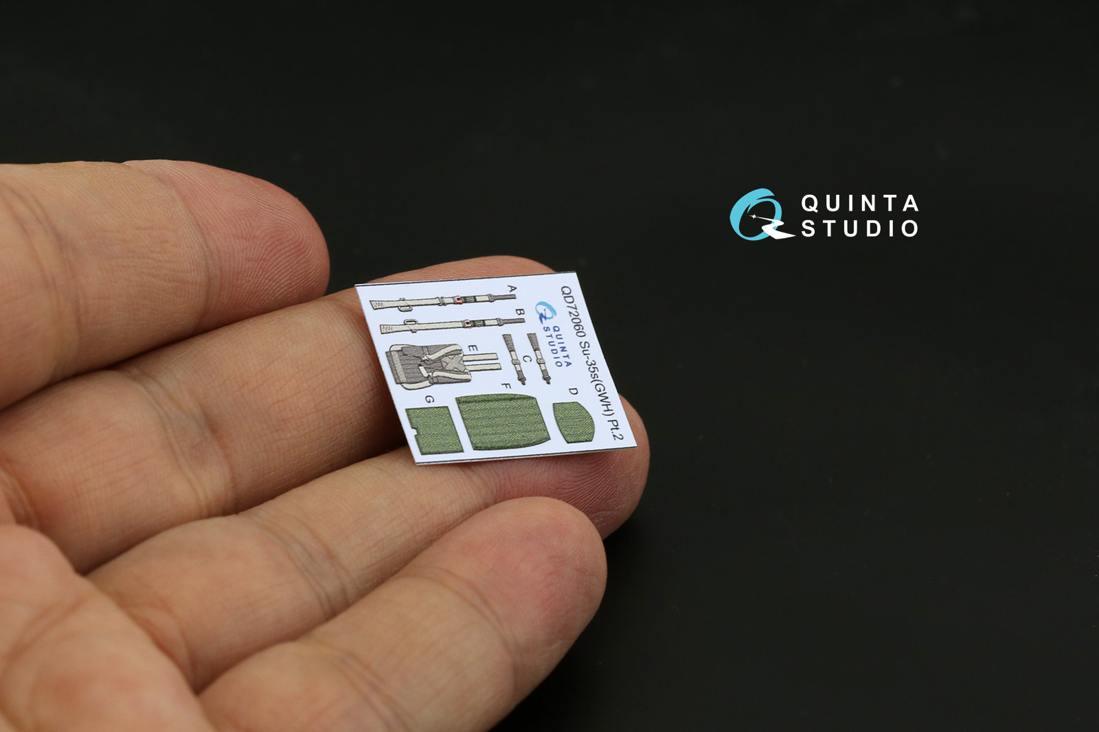 QD72060 3D Декаль интерьера кабины Су-35С (GWH)