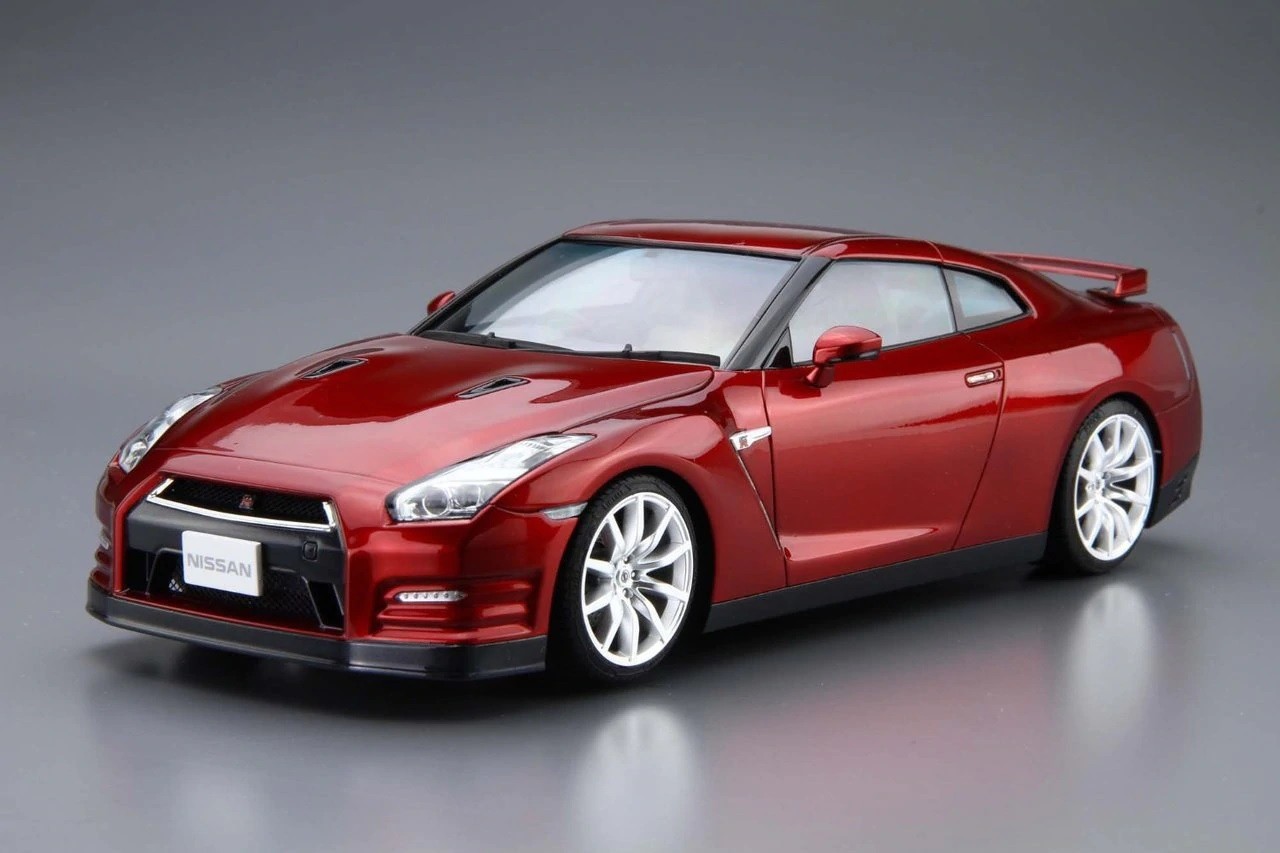 05857 Nissan GT-R R35 Pure Edition'14 Aoshima