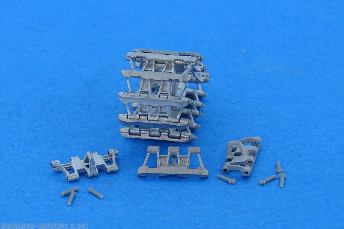 MTL-35015 Tracks for  Pz.Kpfw.III 380 mm  long-horne