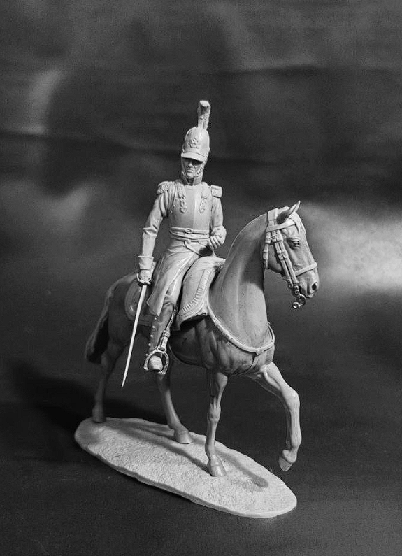 CHM-54386. Штаб-офицер Псковского кирасирского полка в трофейной кирасе, Россия 1813 г. 54 мм. Материал - смола. Chronos Miniatures