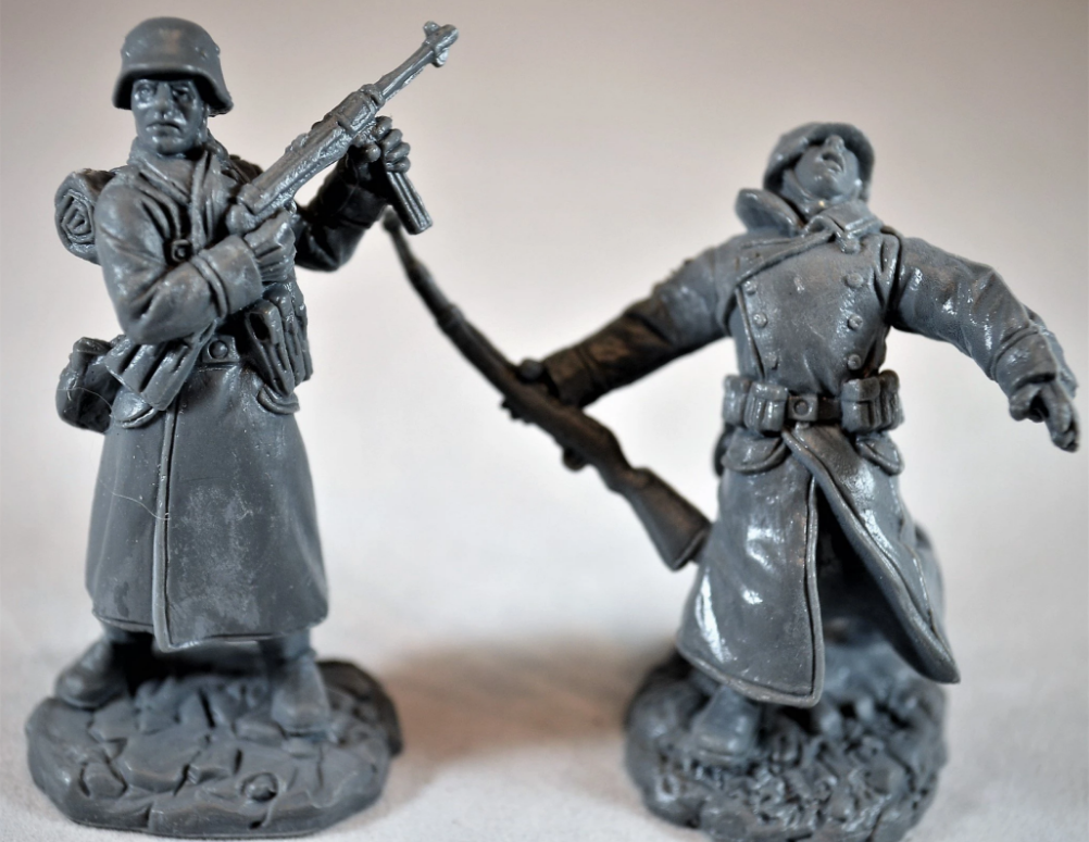 TSSD04 Фигуры WWII «Long Coat» German Infantry  (16 x 1/32 figures) TSSD