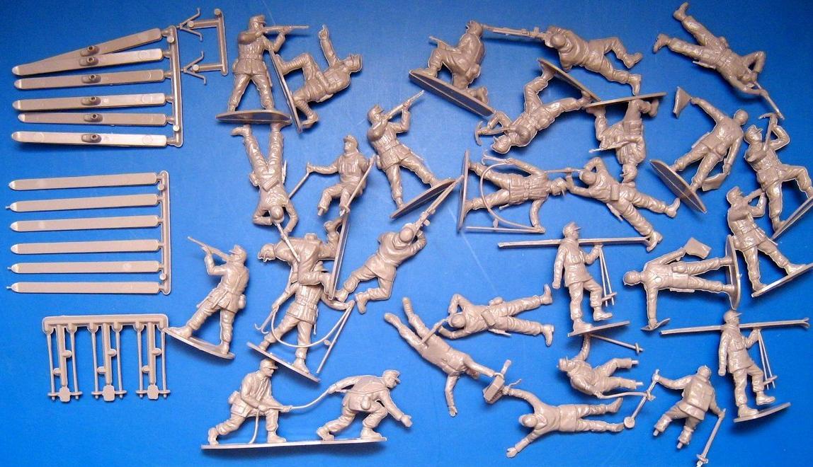 A04713 Набор фигур  WWII German Mountain Troops 1:32 Airfix