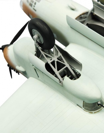 7264 Самолет Пе-8 Звезда