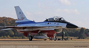07435 Самолет Mitsubishi F-2B ADTW 60th ANNIVERSARY
