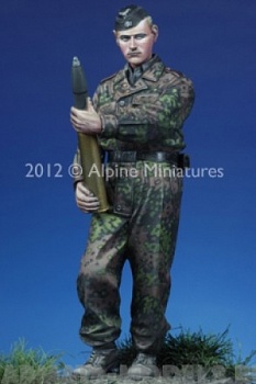 35133ALP SS Panzer Crew Kursk #1