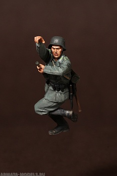 3548SOGA German Panzergrenadier 3