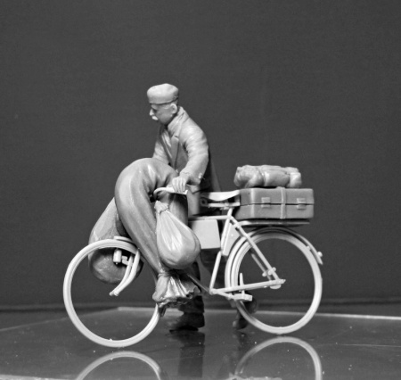 Набор фигурок MB35176 Фигуры, Цена войны. Европейский гражданский, 1944-1945 Master Box (MB)