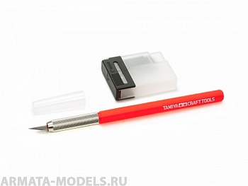 69938T Дизайнерский нож с 25 доп.лезвиями с красной ручко