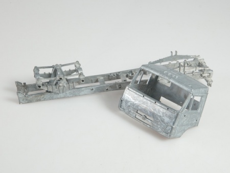 1448AVD Сборная модель КАМАЗ-6522 самосвал AVD Models