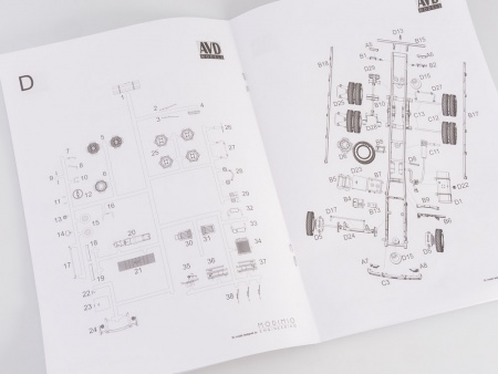 1170KIT Сборная модель МАЗ-6303 бортовой с тентом AVD Models